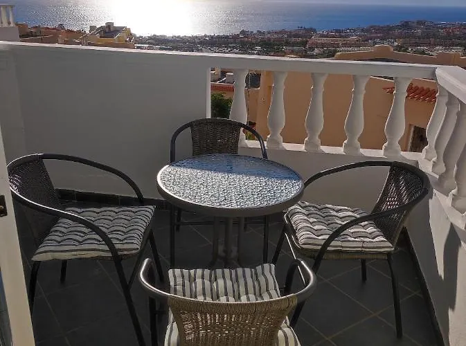 16 Sunset View Διαμέρισμα *